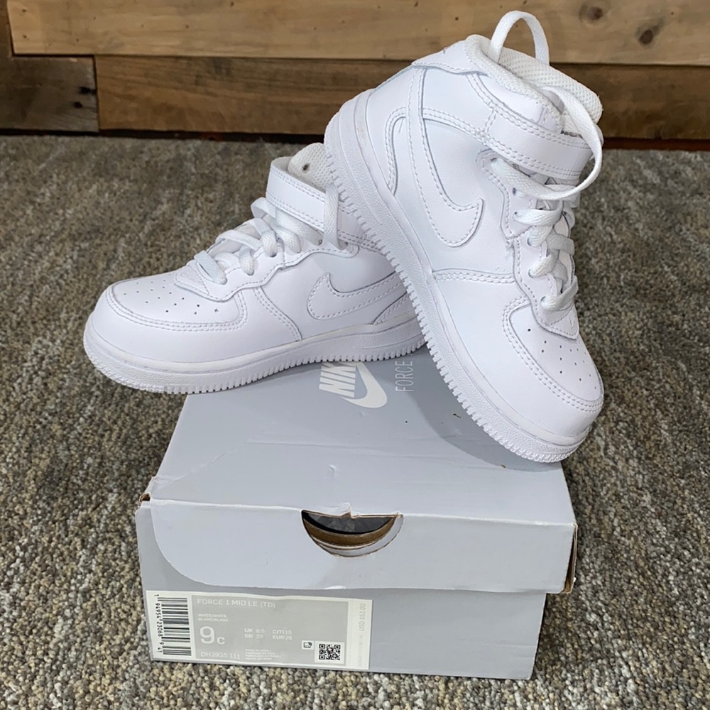 Toddler Mid Air Force 1.